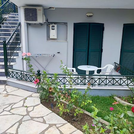 Niriton Pension Nydri  Dış mekan fotoğraf