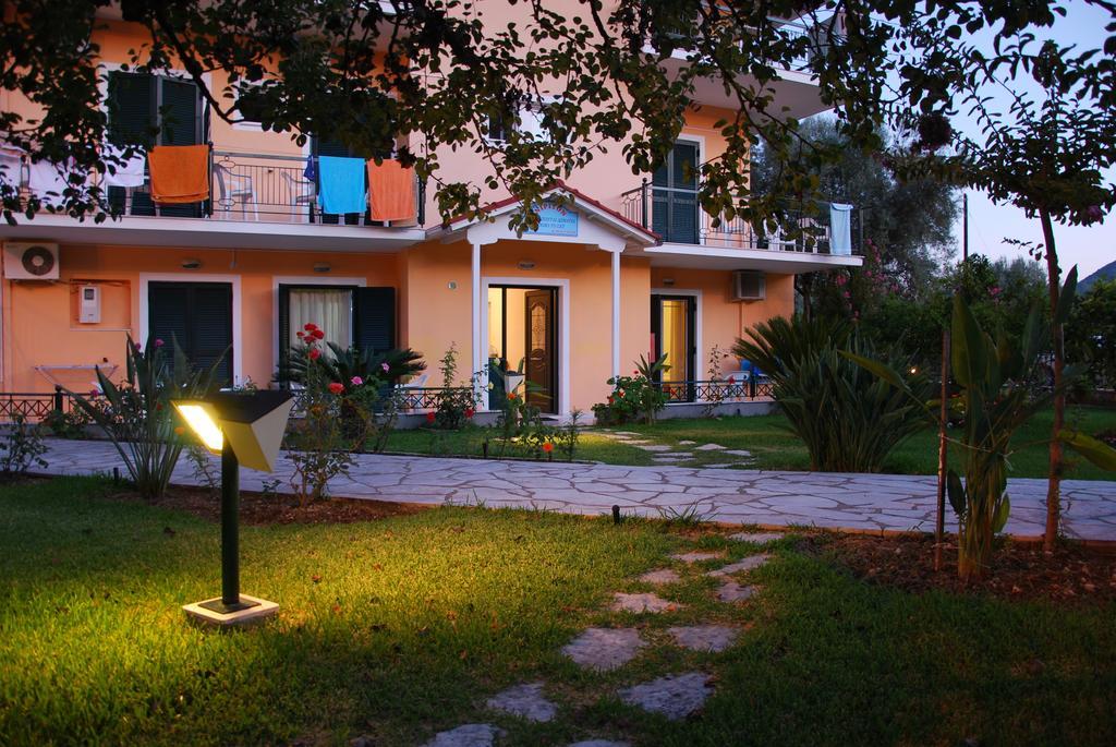 Niriton Pension Nydri  Dış mekan fotoğraf