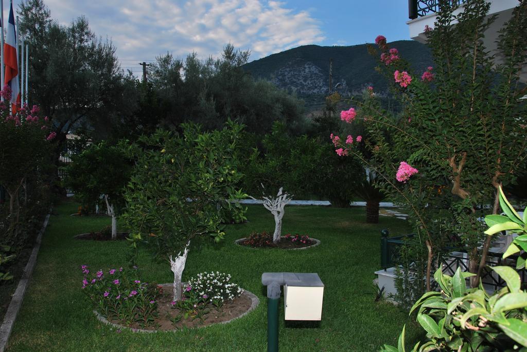 Niriton Pension Nydri  Dış mekan fotoğraf